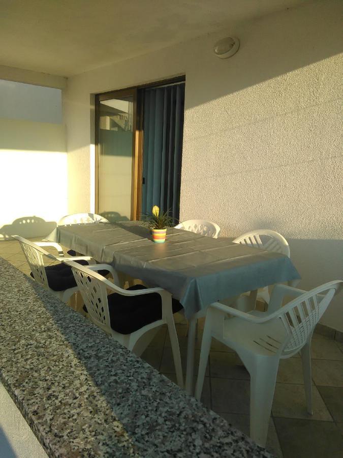 Apartmani Maja Pag Town Dış mekan fotoğraf